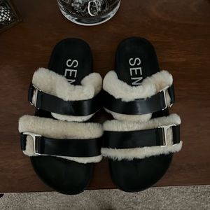 Senso slide with shearling size 36